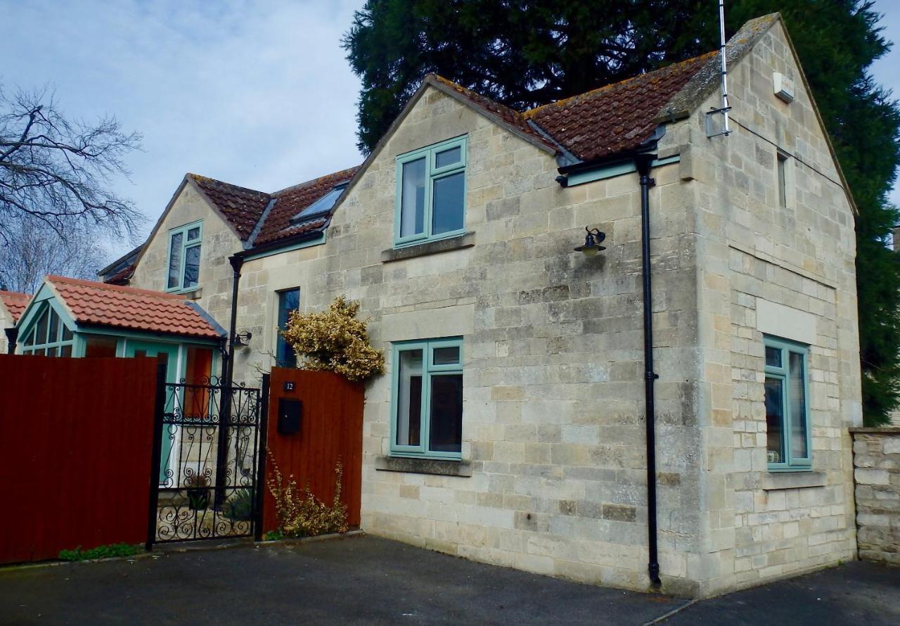 The Laurels Villa Westwood Exterior photo